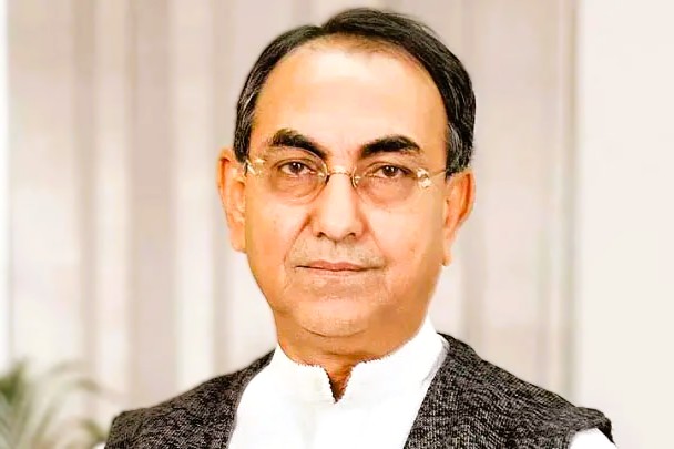 ২ সেপ্টেম্বর দেশে ফিরছেন মির্জা আব্বাস