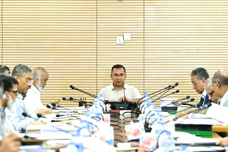 প্রধানমন্ত্রী তারেক রহমানের সভাপতিত্বে একনেক সভা চলছে