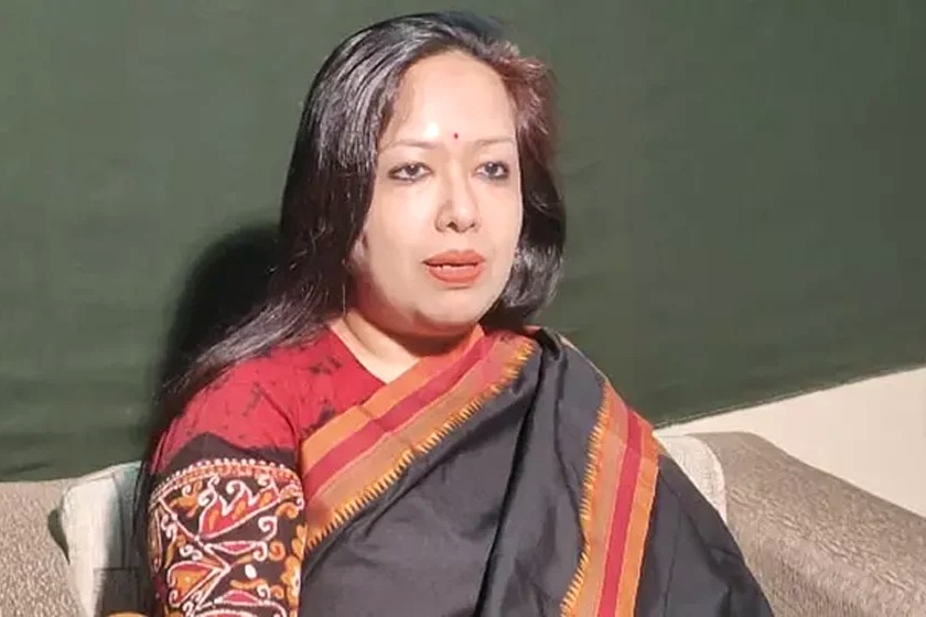 ডিএজির বিরুদ্ধে আইনানুগ ব্যবস্থার আবেদন করেছেন  রুমিন ফারহানা
