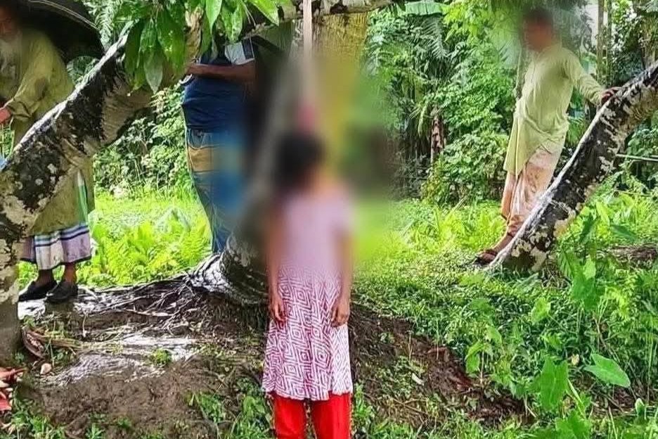 কিশোরগঞ্জে সাত বছরের শিশুকে নৃশংস নির্যাতনের পর গাছে ঝুলিয়ে হত্যা