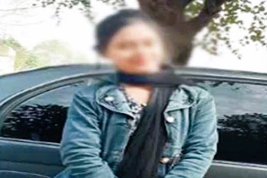 শ্যালিকার কাঁচির আঘাতে দুলাভাই খুন, পলাতক দুই বোন