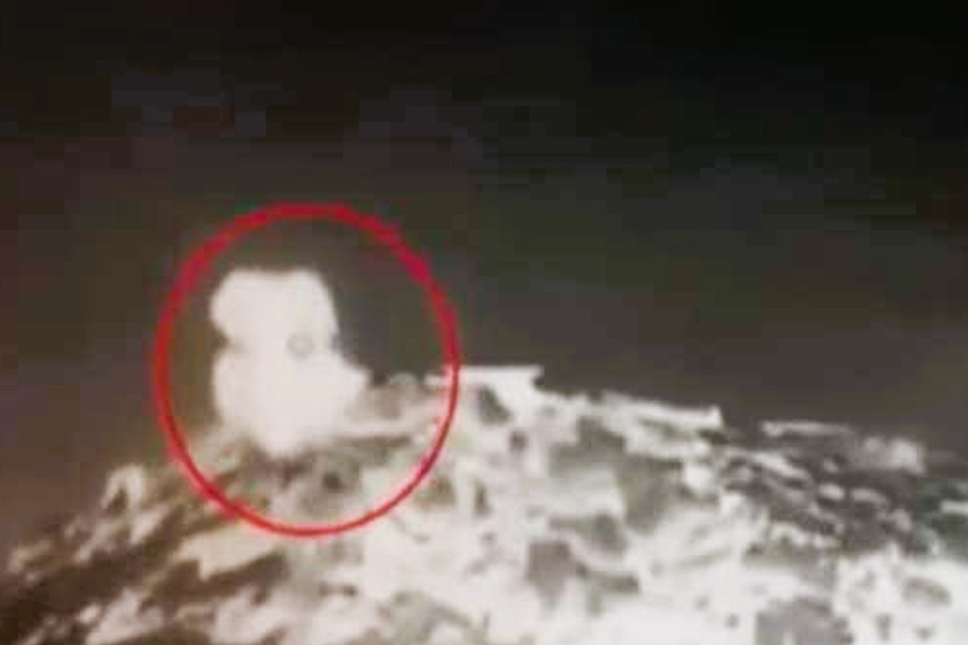 পাকিস্তানের বিমান হামলায় নিহত ৬, পাল্টা হামলা আফগান বাহিনীর