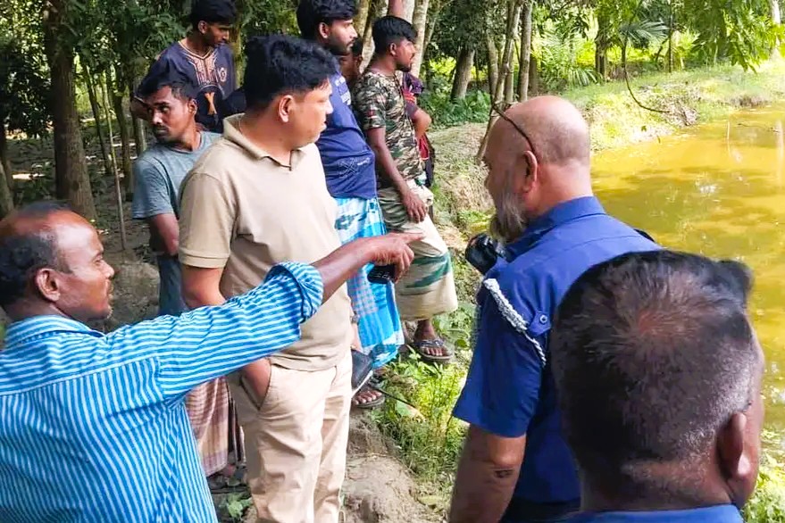 নাটোরে পুকুর থেকে আনসার সদস্যের মরদেহ উদ্ধার