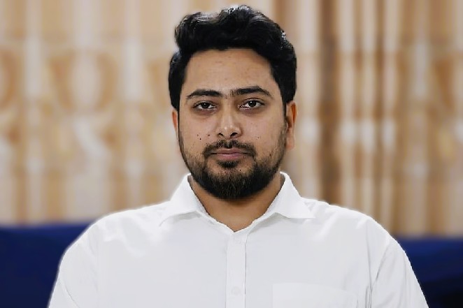 আন্দোলনরত অবস্থায় আমরা ‘ডু অর ডাই’ পরিস্থিতিতে চলে যাই : নাহিদ ইসলাম